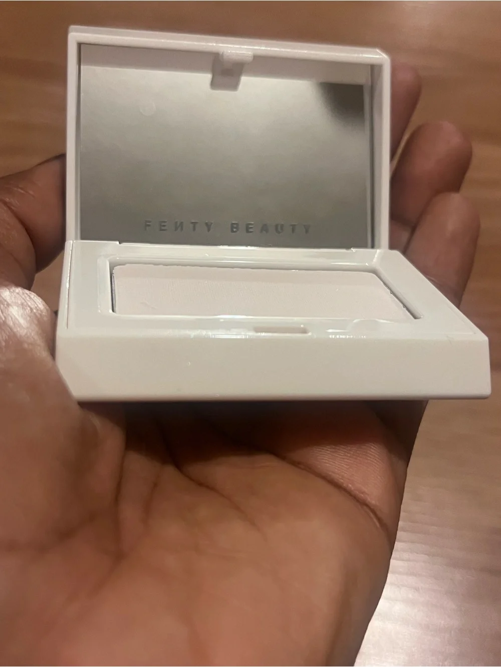 Fenty Beauty Invisimatte Setting + Blotting Powder - Mini/Travel Size (4g)